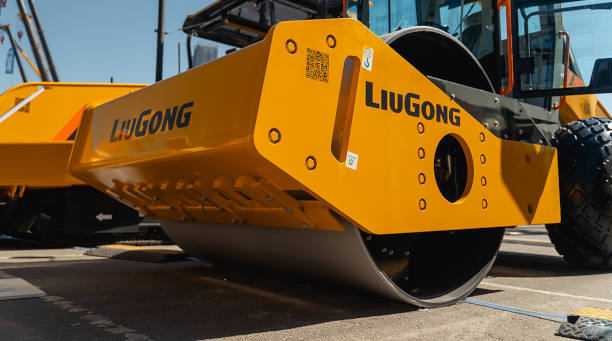 Катки, фрезы и асфальтоукладчики LiuGong: полный обзор для российского рынка